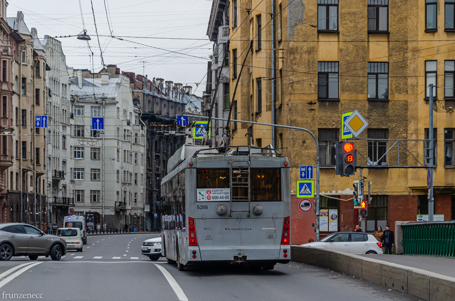 Szentpétervár, Trolza-5265.00 “Megapolis” — 5218