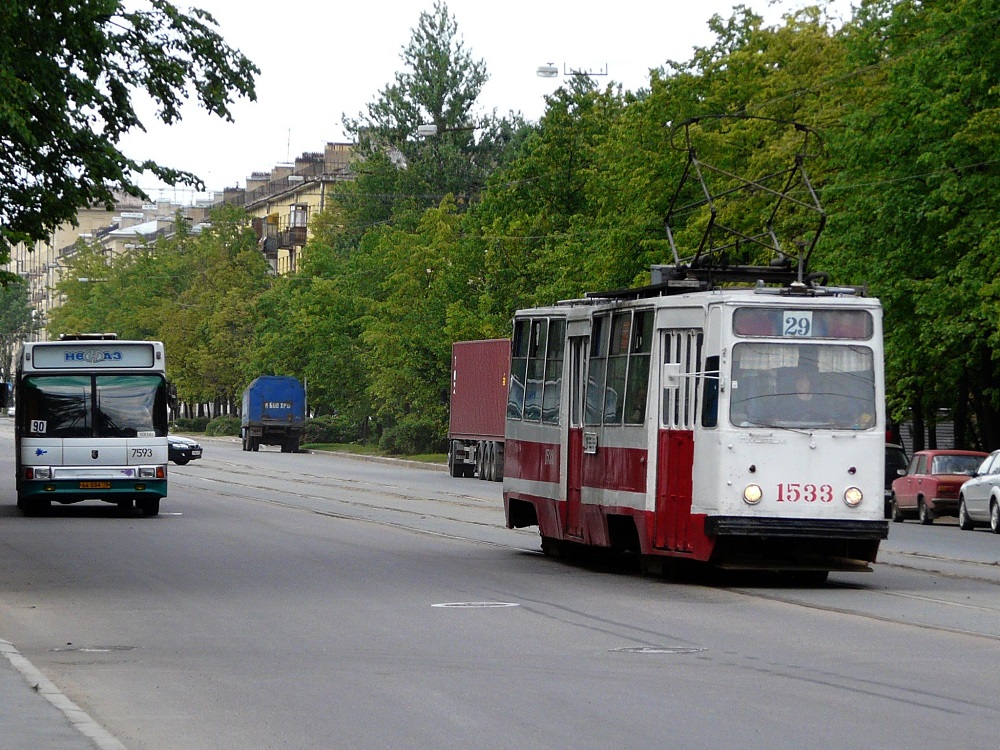 Санкт-Петербург, ЛМ-68М № 1533