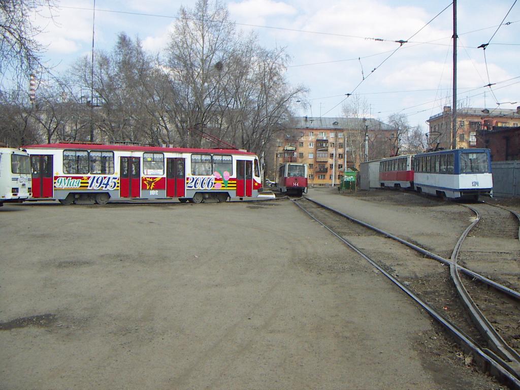 Kemerovo, 71-134A (LM-99AEN) Nr. 102; Kemerovo, 71-605 (KTM-5M3) Nr. 144; Kemerovo, 71-605 (KTM-5M3) Nr. 141; Kemerovo, 71-605 (KTM-5M3) Nr. 134