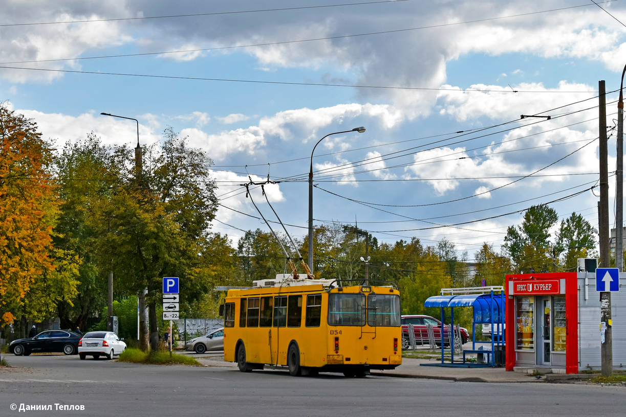 Дзержинск, ЗиУ-682Г-016.02 № 054