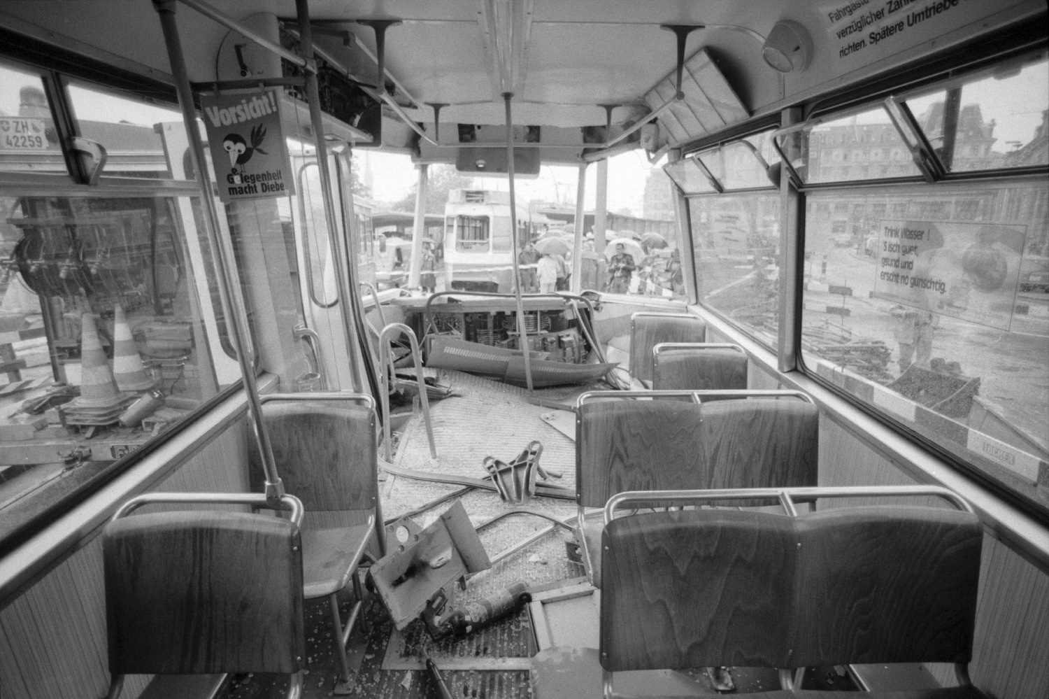 Zürich, SWS/SIG/BBC Be 4/6 "Mirage" (without cab) Nr. 1708; Zürich — Accidents and incidents Zürich, SWS/SIG/BBC Be 4/6 "Mirage" (without cab) Nr. 1708; Zürich — Accidents and incidents