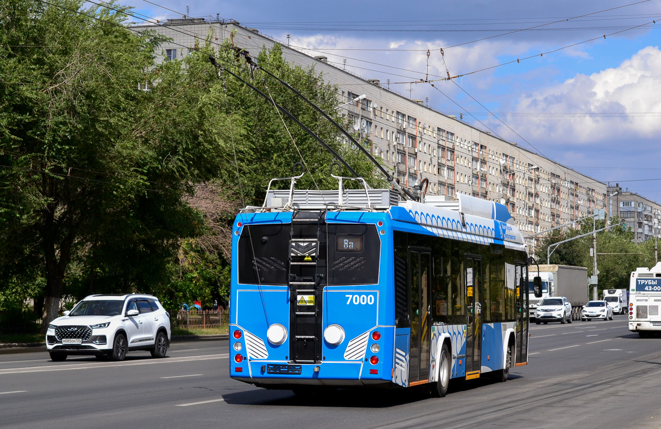 Волгоград, БКМ 32100D № 7000