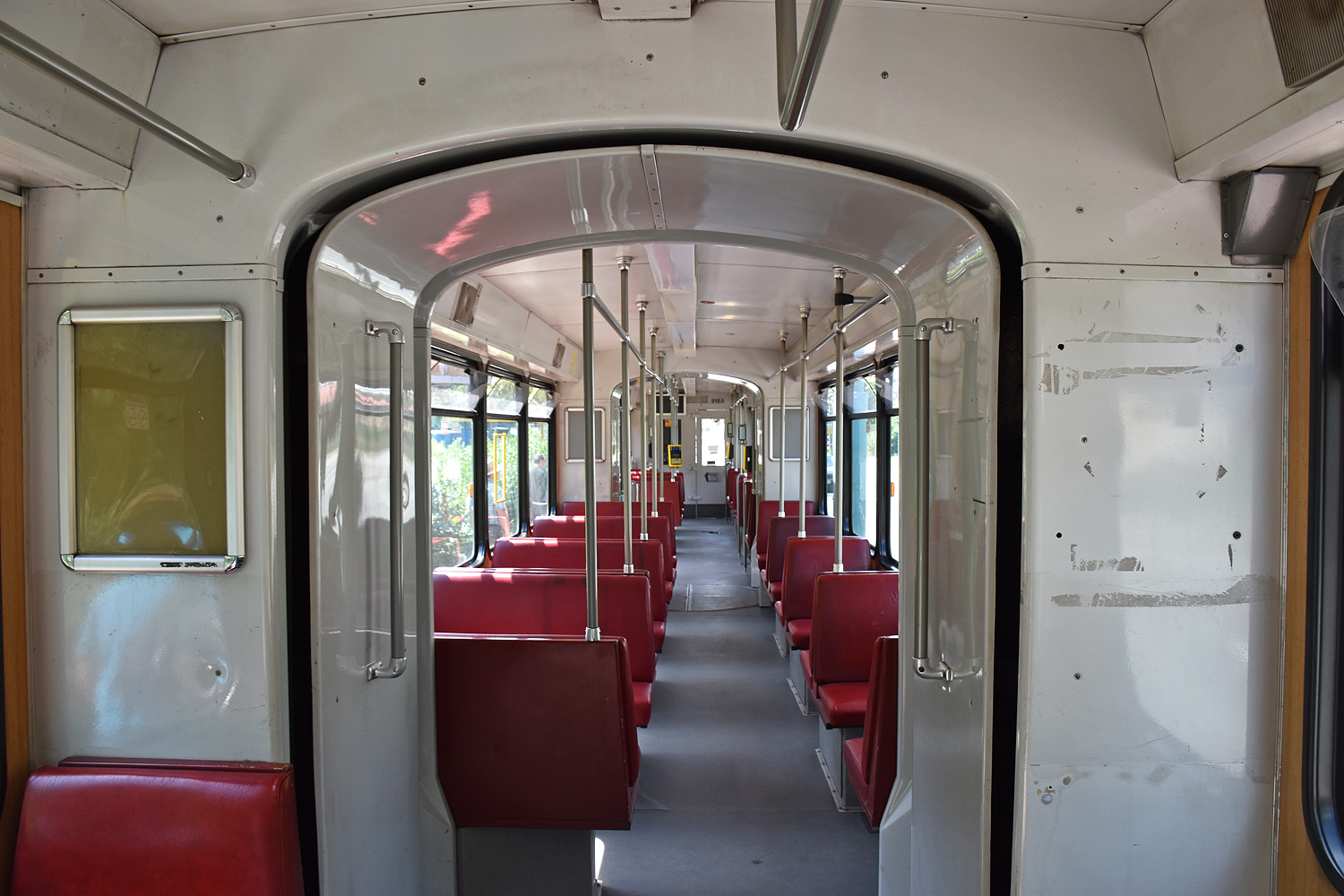 Metropolis GZM, Duewag Ptb Br. 910