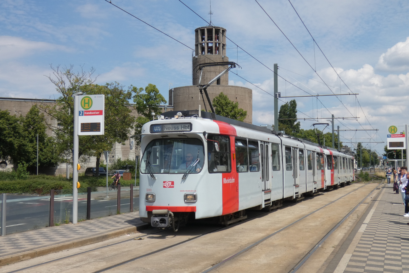 Дюссельдорф, Duewag GT8SU № 3203