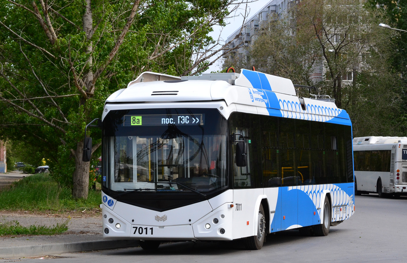 Волгоград, БКМ 32100D № 7011