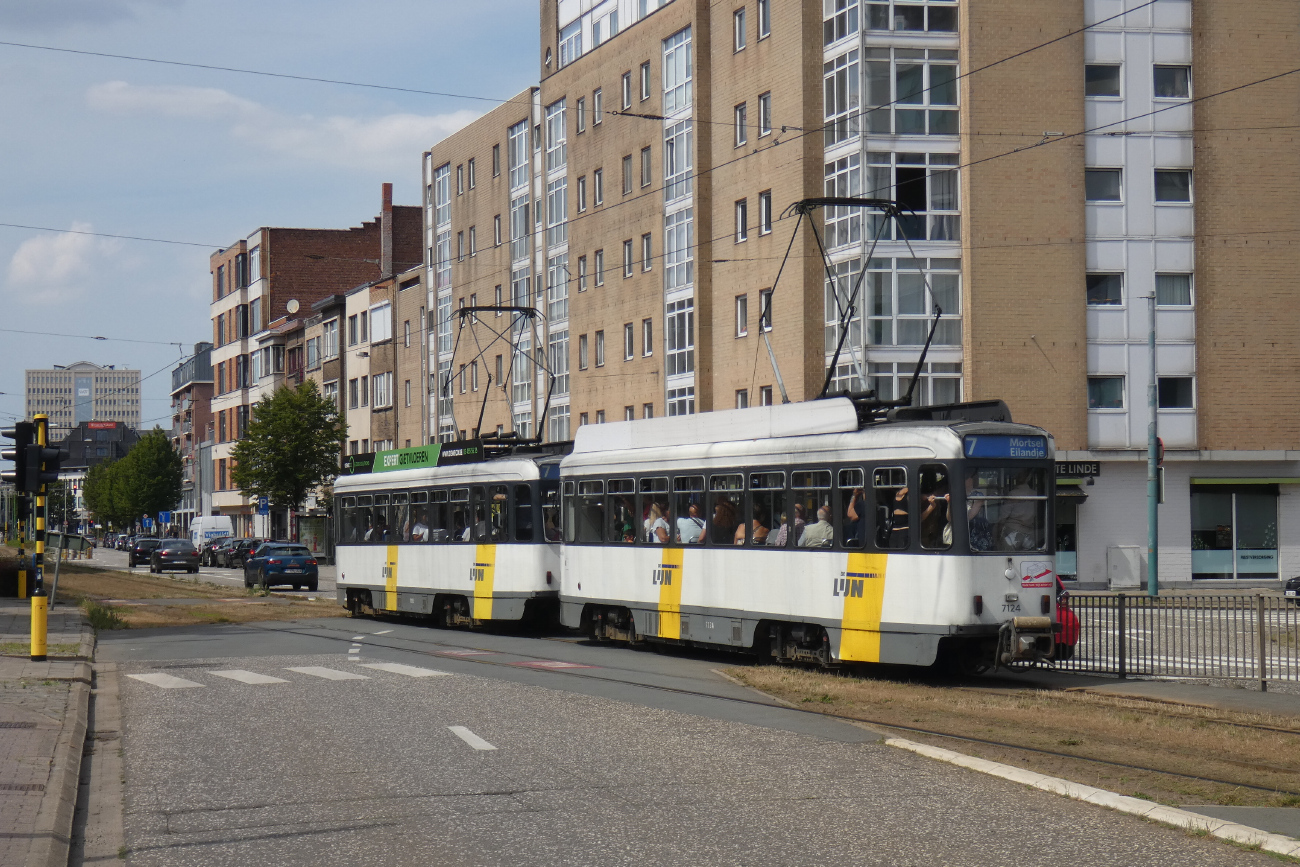 Антверпен, BN PCC Antwerpen (modernised) № 7124; Антверпен, BN PCC Antwerpen (modernised) № 7093