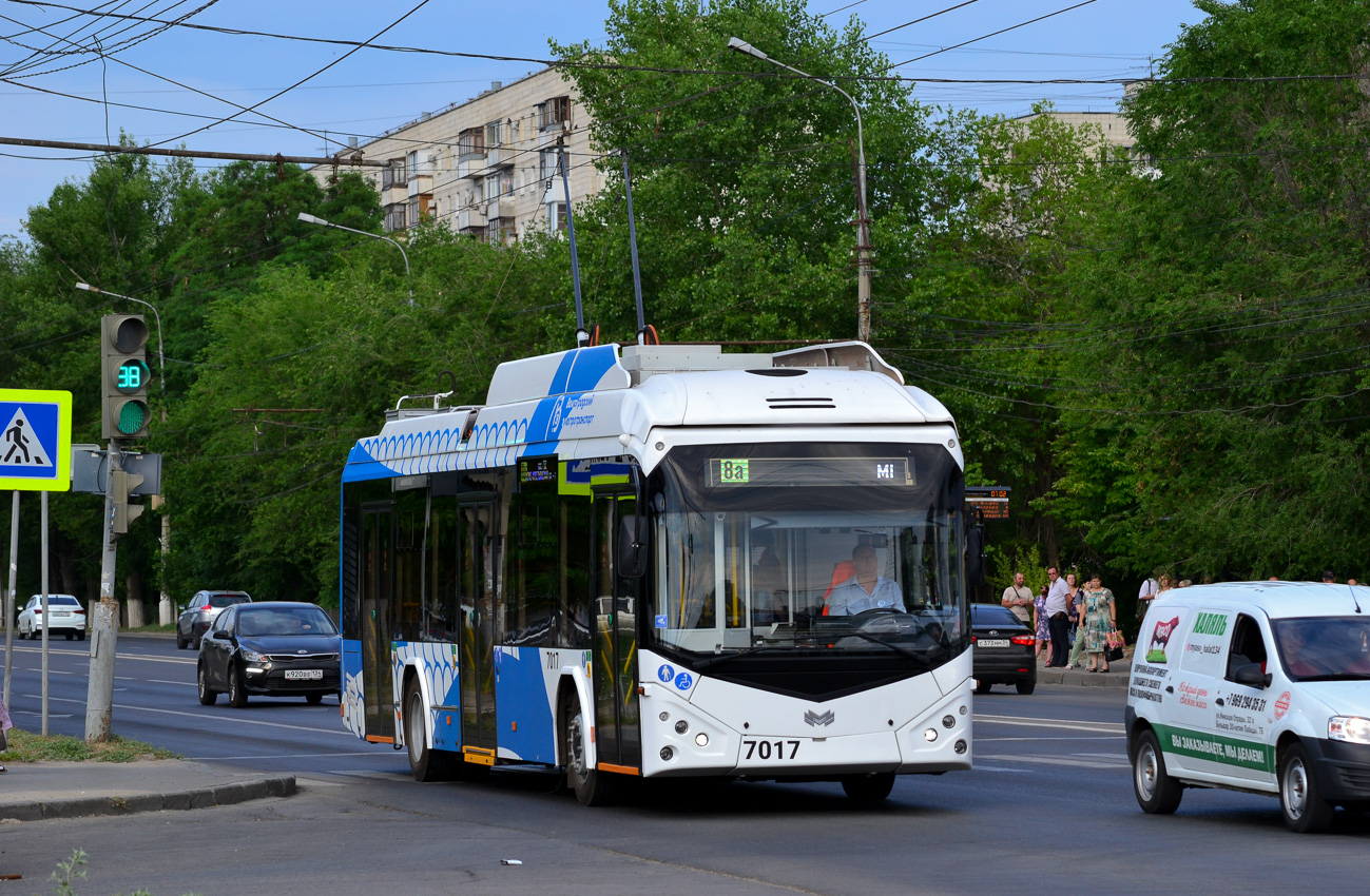 Волгоград, БКМ 32100D № 7017