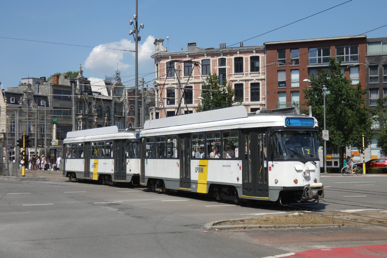 Antwerpen, BN PCC Antwerpen (modernised) nr. 7102; Antwerpen, BN PCC Antwerpen (modernised) nr. 7164