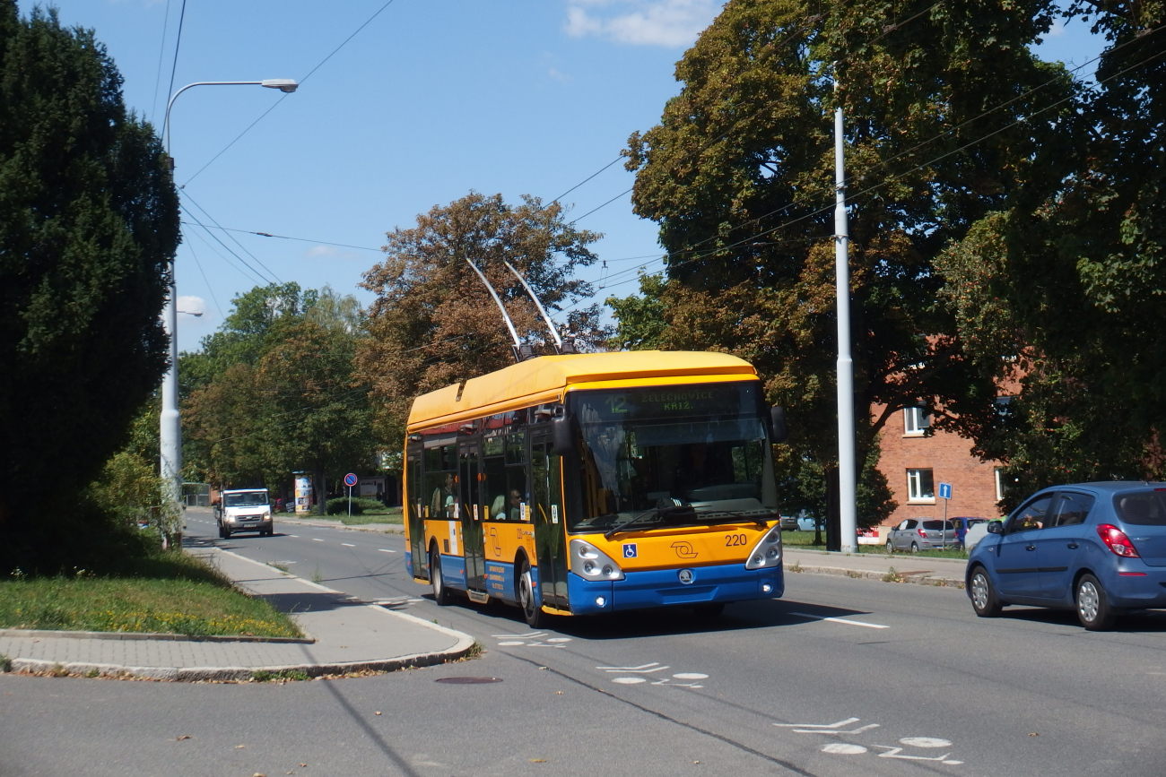 Злин, Škoda 24Tr Irisbus Citelis № 220