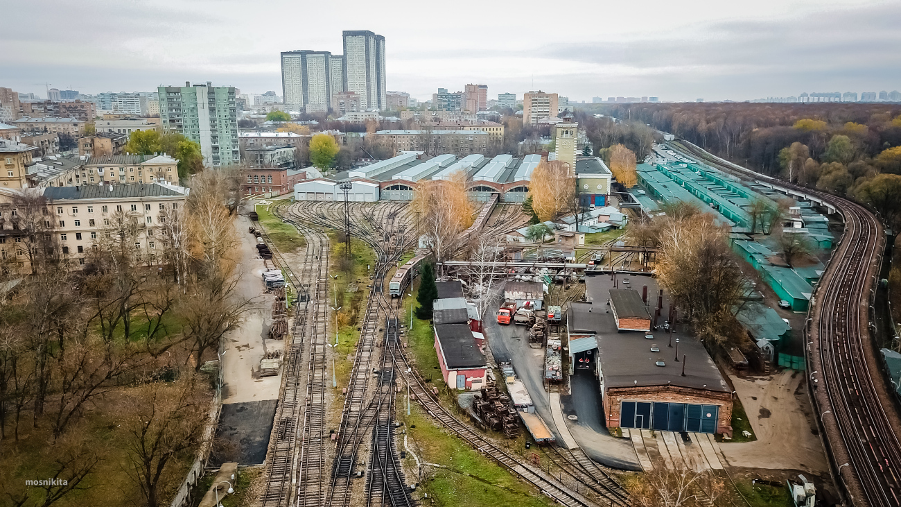 Москва — Метрополитен — [3] Арбатско-Покровская линия