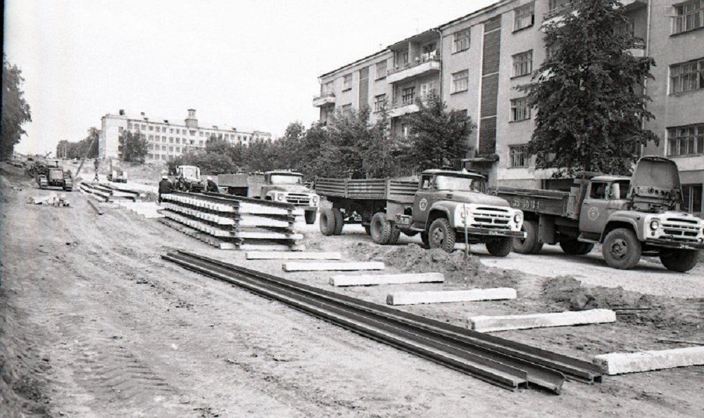 იჟევსკი — Building and reconstruction