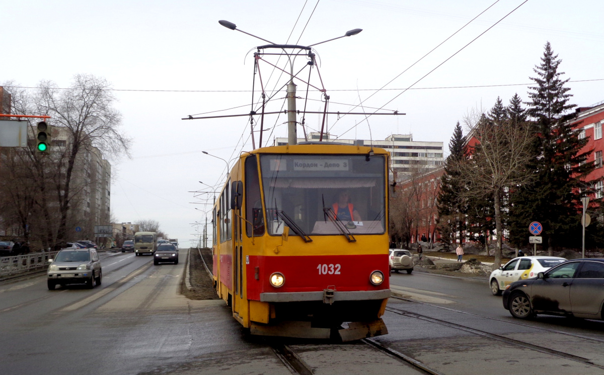 Барнаул, Tatra T6B5SU № 1032