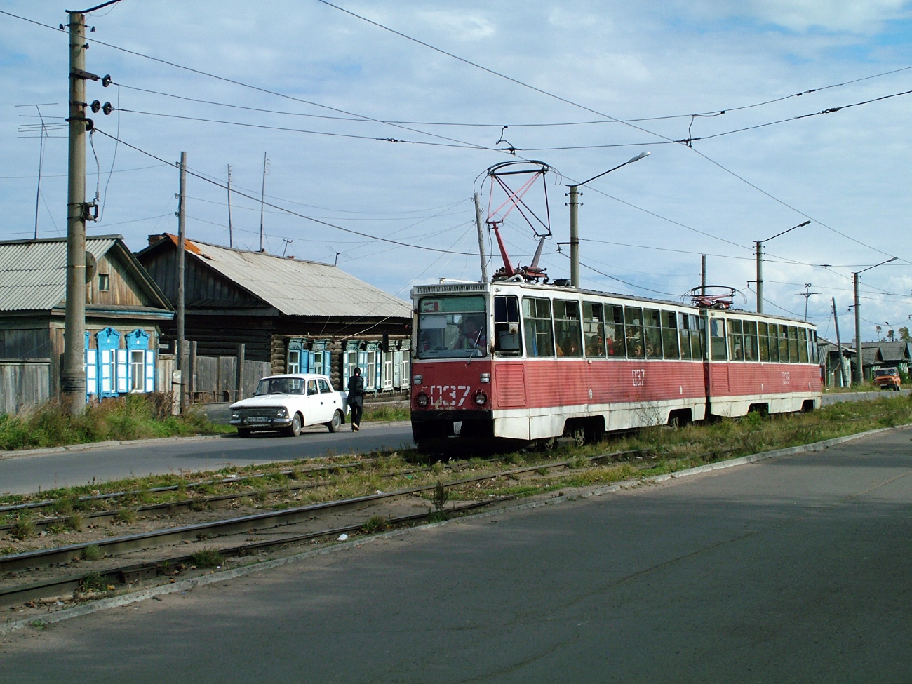 Усолье-Сибирское, 71-605 (КТМ-5М3) № 037; Усолье-Сибирское, 71-605 (КТМ-5М3) № 038