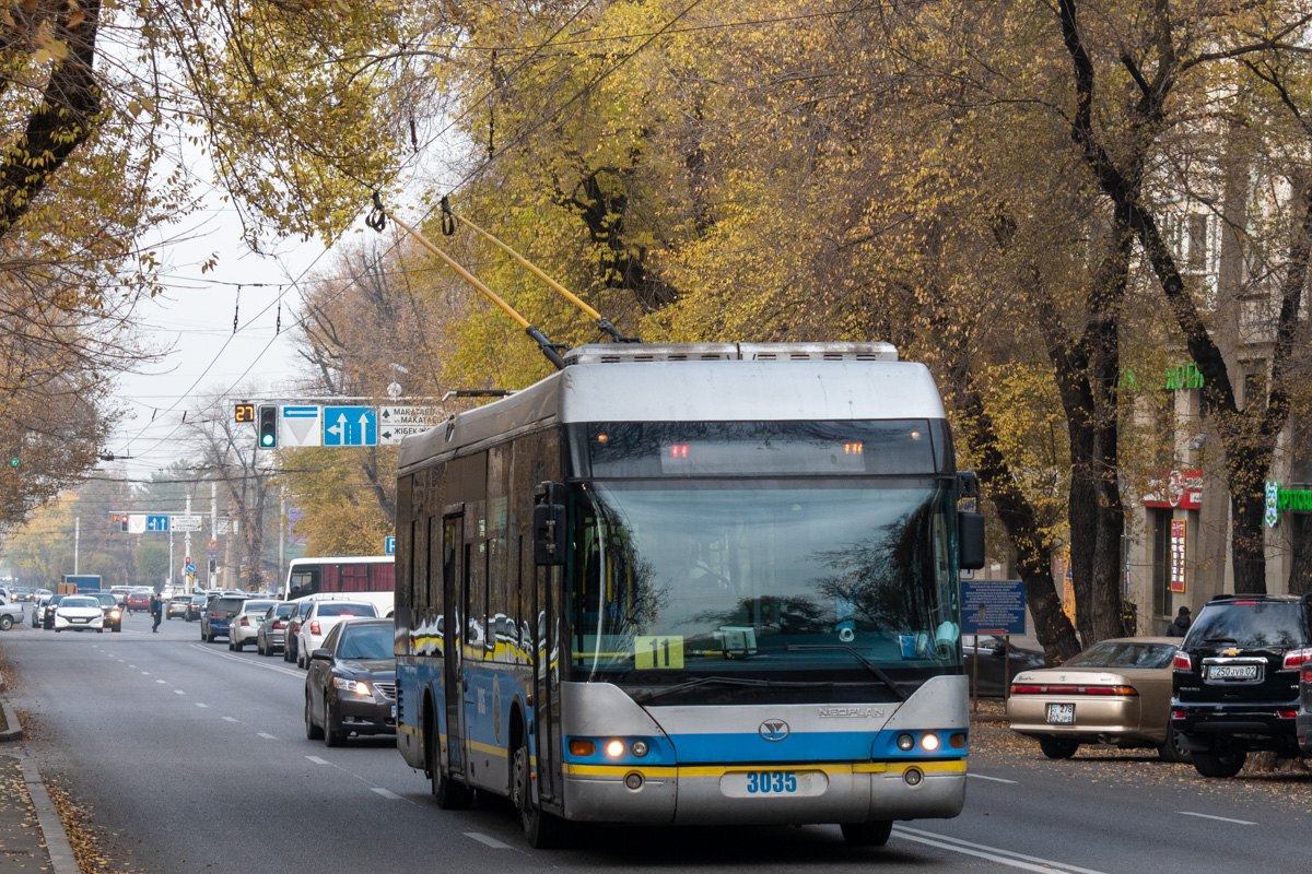Алматы, YoungMan JNP6120GDZ (Neoplan Kazakhstan) № 3035