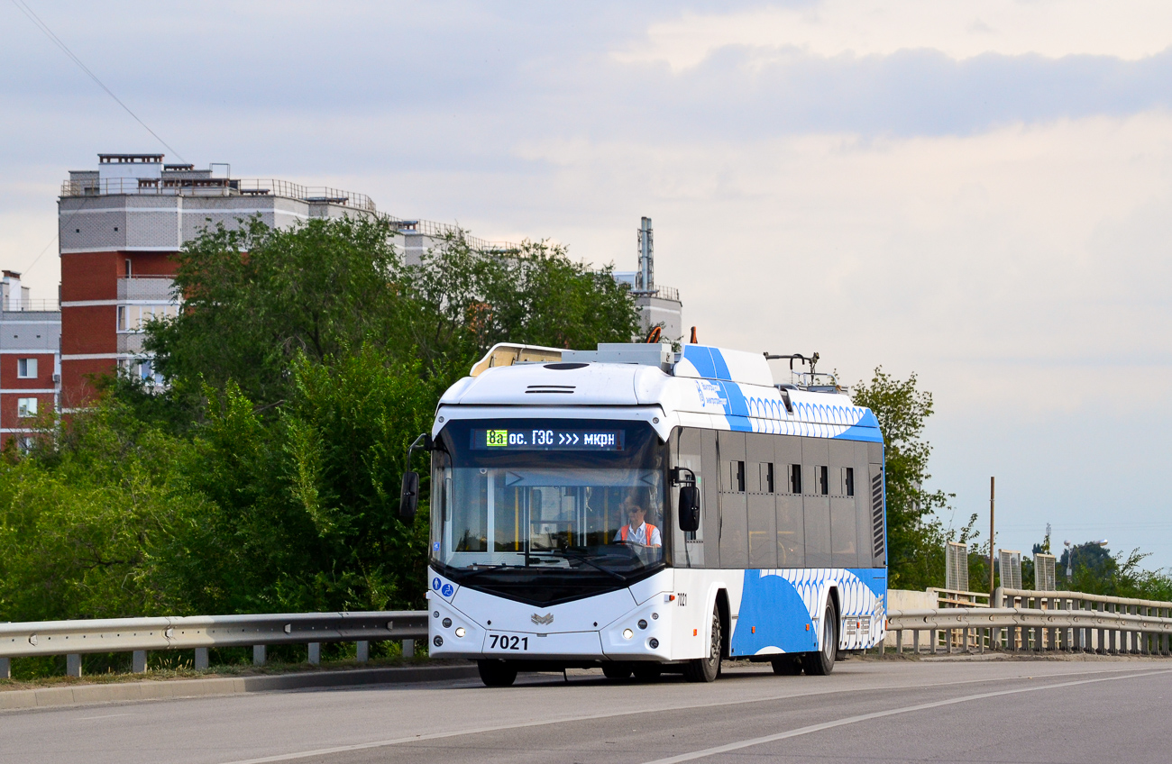 Волгоград, БКМ 32100D № 7021