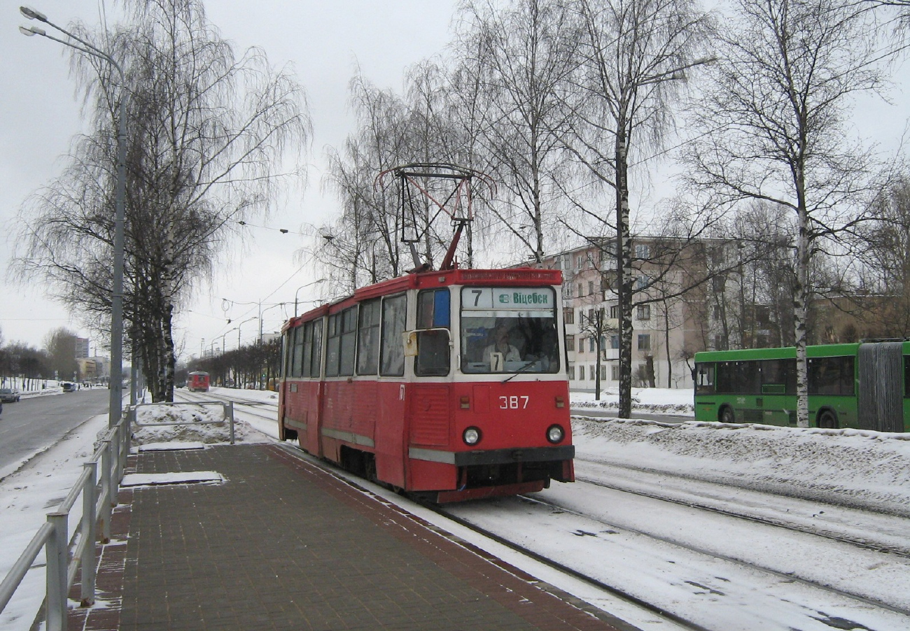 Witebsk, 71-605 (KTM-5M3) Nr 387