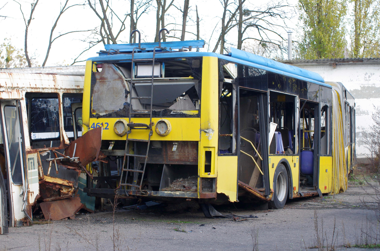 Киев, ЛАЗ E301D1 № 4612