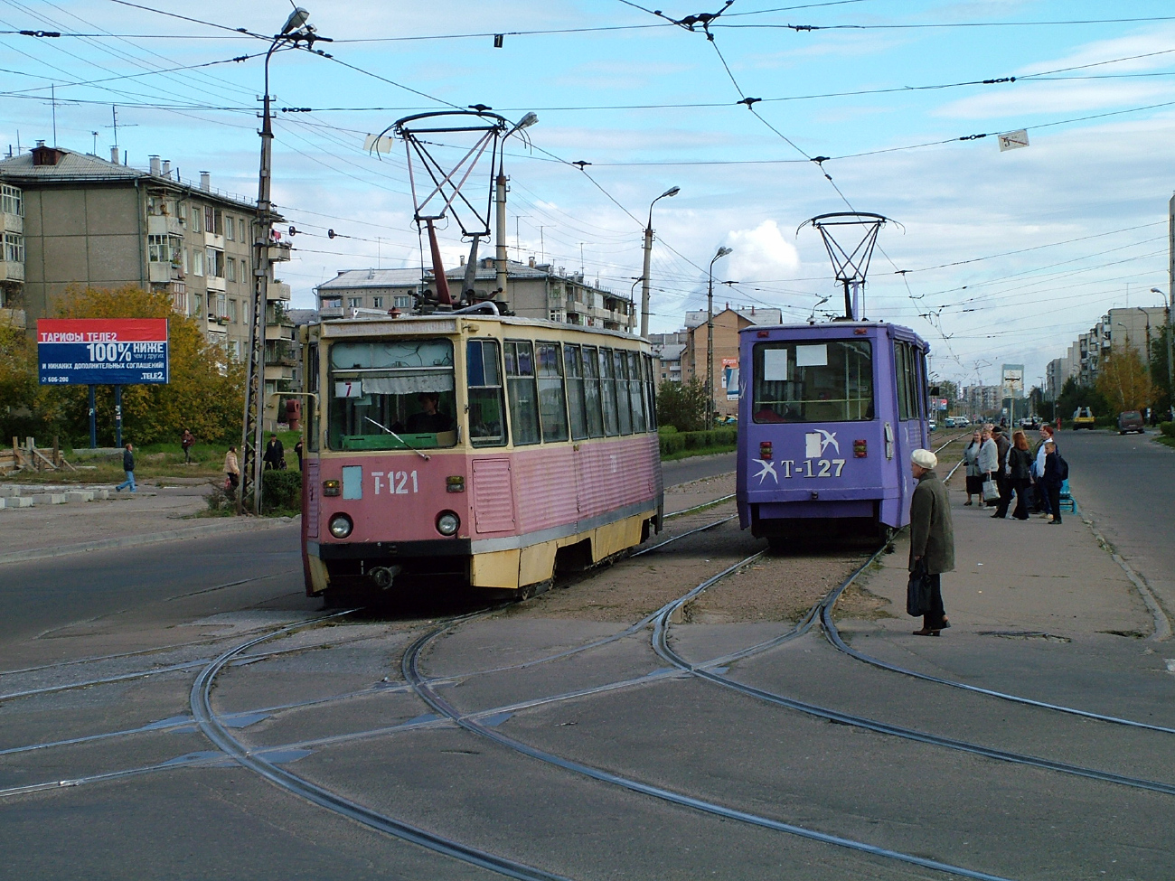 Angarsk, 71-605 (KTM-5M3) Nr. 121; Angarsk, 71-605 (KTM-5M3) Nr. 127; Angarsk — Tram lines and loops