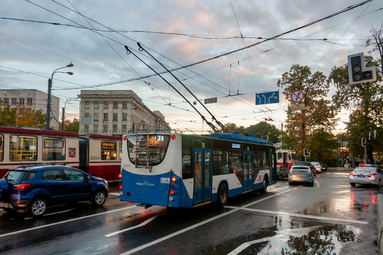 Санкт-Петербург, ВМЗ-5298.01 «Авангард» № 6829; Санкт-Петербург — Происшествия