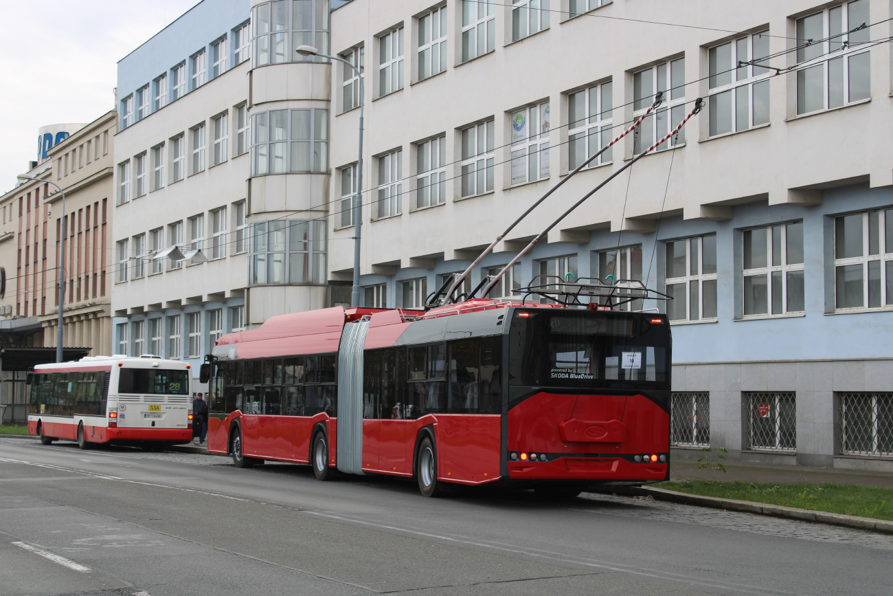 Plzeň — Brand new trolleybuses from the Škoda factory