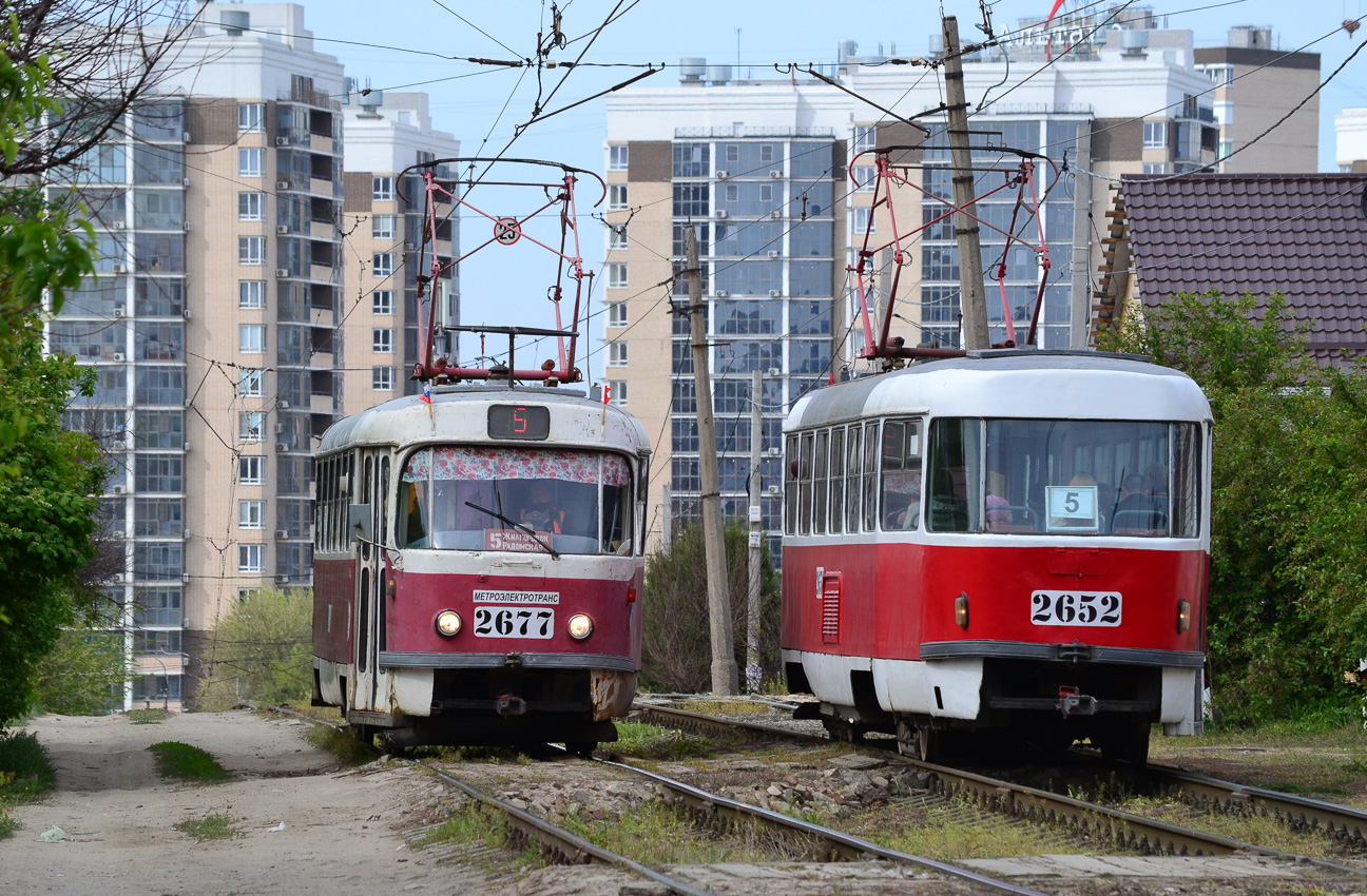 Волгоград, Tatra T3SU (двухдверная) № 2677; Волгоград, Tatra T3SU (двухдверная) № 2652