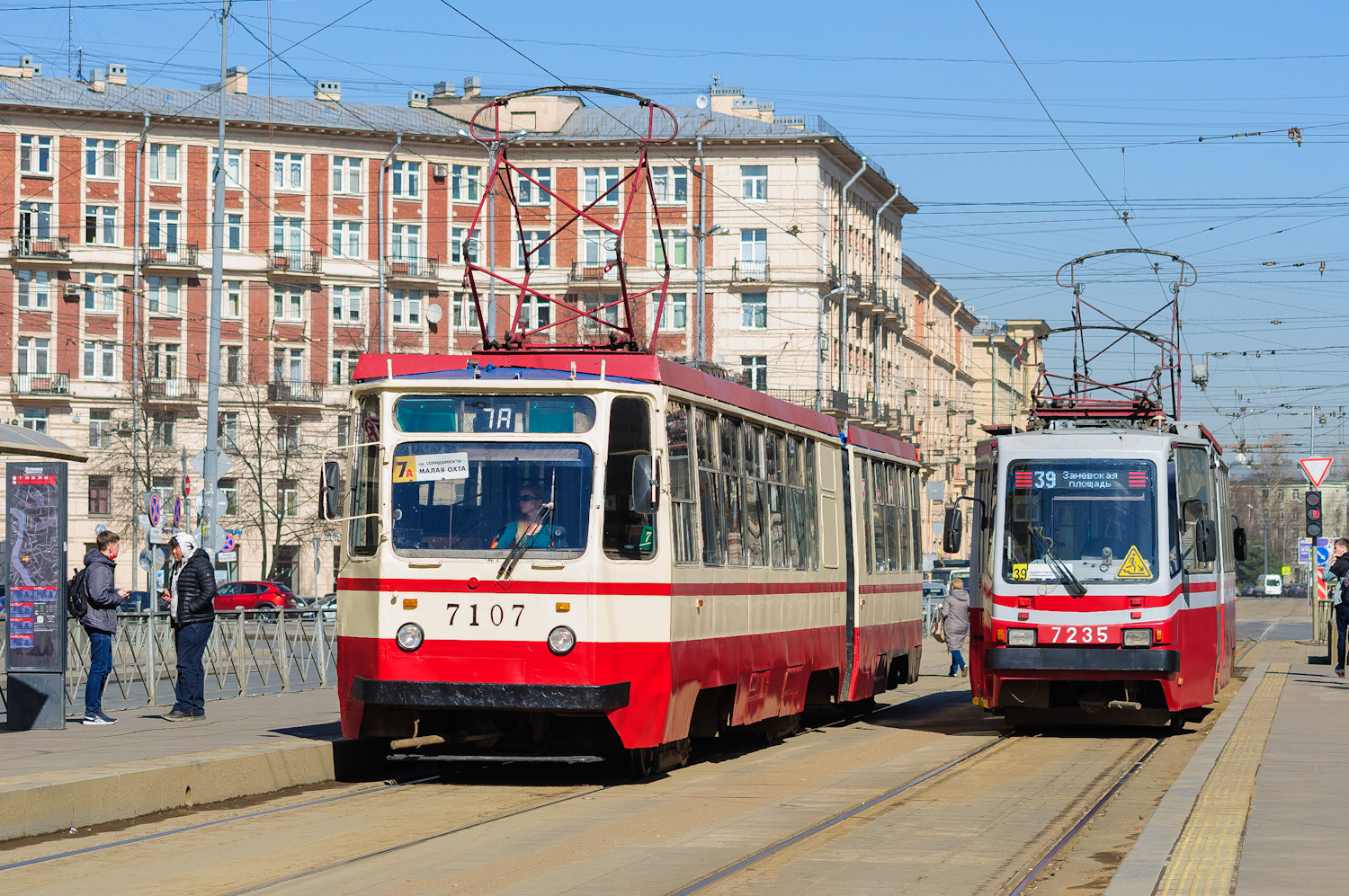 Санкт-Петербург, 71-147К (ЛВС-97К) № 7107; Санкт-Петербург, ТС-77 № 7235