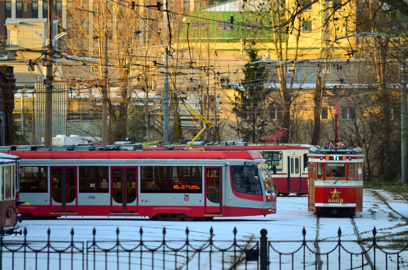 Sankt Petersburg, 71-623-03 Nr 3706; Sankt Petersburg, LM-99/33 Nr 0002; Sankt Petersburg — Exposition-exhibition complex of urban electric transport (ex. Museum)