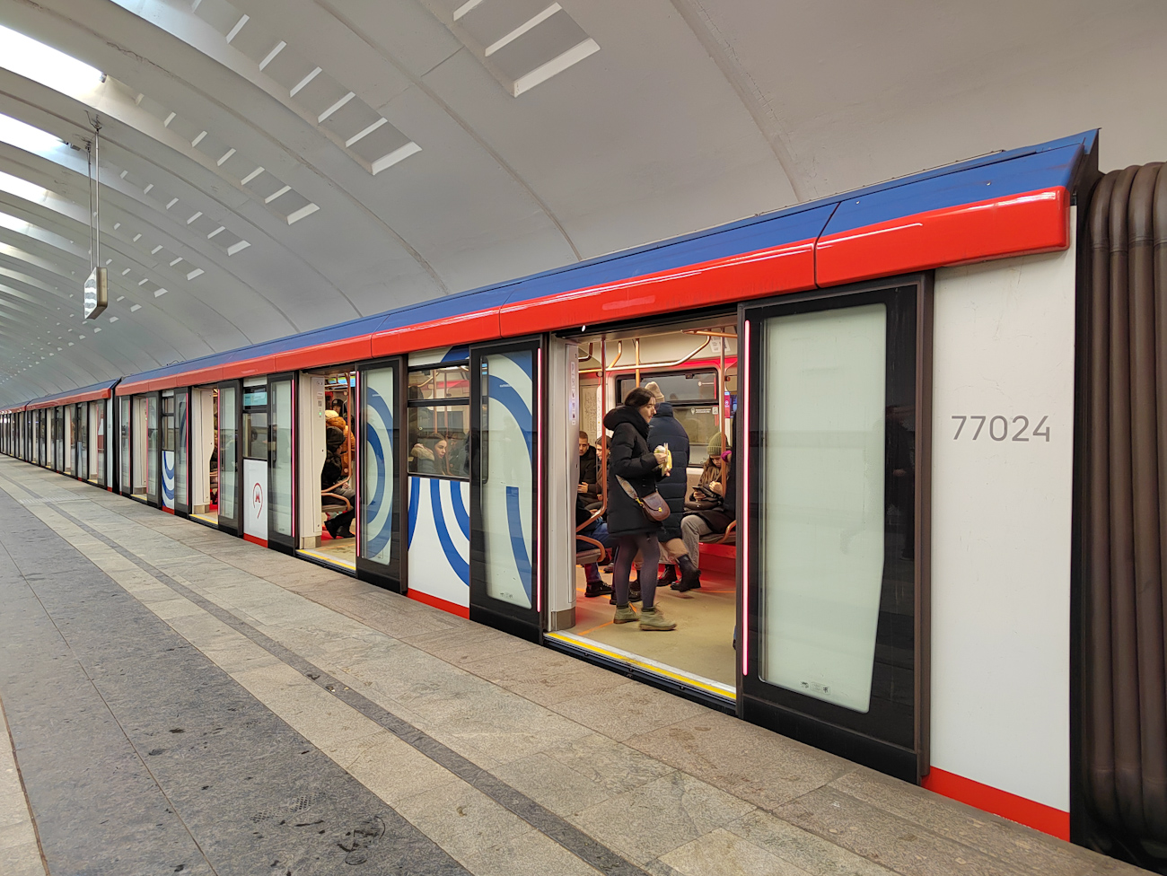 Москва, 81-777 «Москва-2020» № 77024