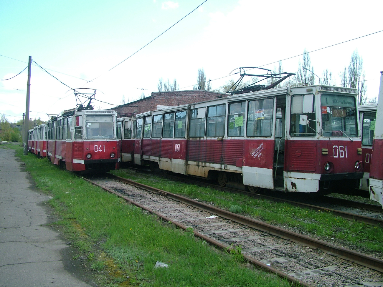 Авдеевка, 71-605 (КТМ-5М3) № 041; Авдеевка, 71-605 (КТМ-5М3) № 061; Авдеевка — Трамвайный парк