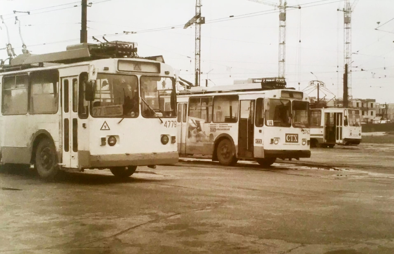 Санкт-Петербург, ЗиУ-682В [В00] № 4779; Санкт-Петербург, ЗиУ-682В-012 [В0А] № 3762