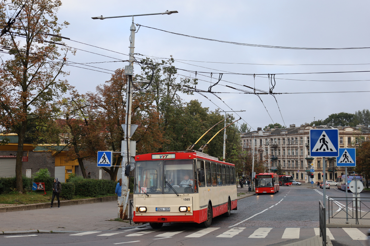 Вильнюс, Škoda 14Tr11/6 № 1565