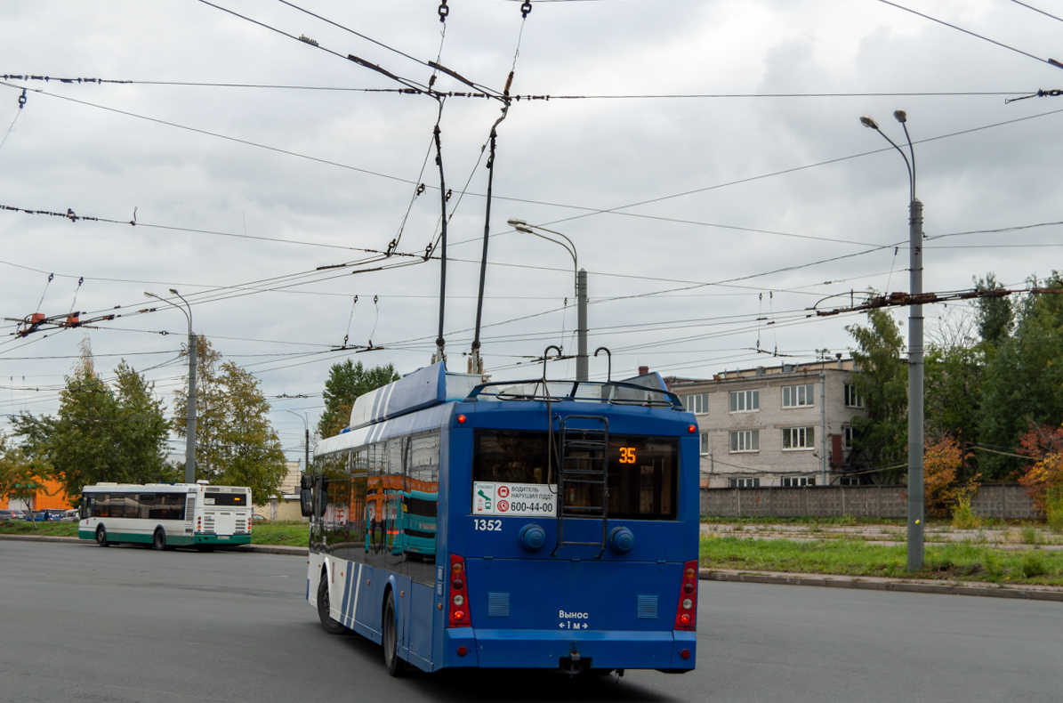 Sankt Petersburg, Trolza-5265.00 “Megapolis” Nr. 1352