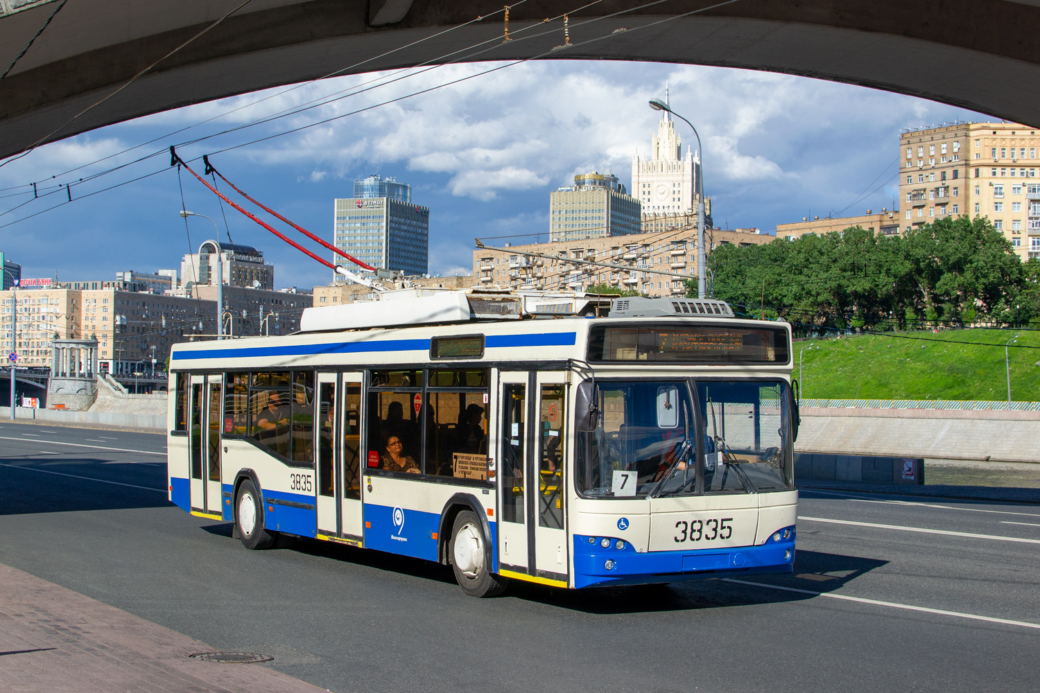 Москва, СВАРЗ-МАЗ-6235.00 № 3835