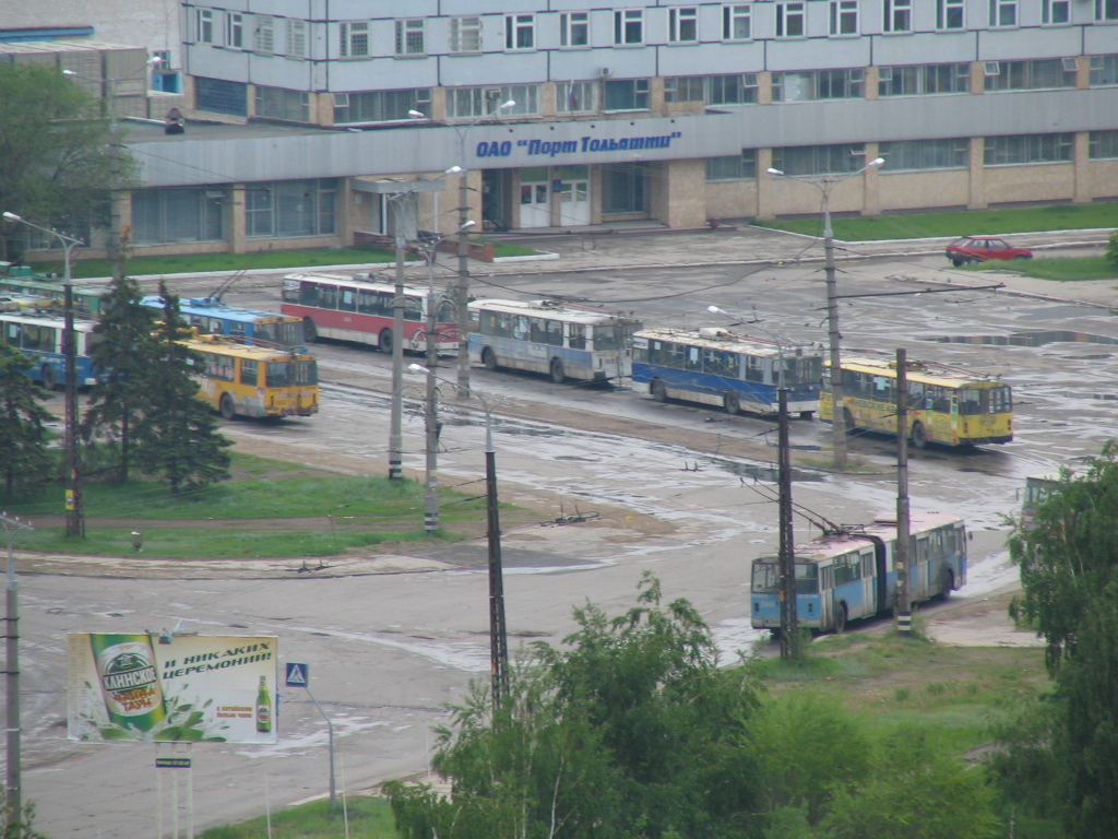 Togliatti — Control stations and loops