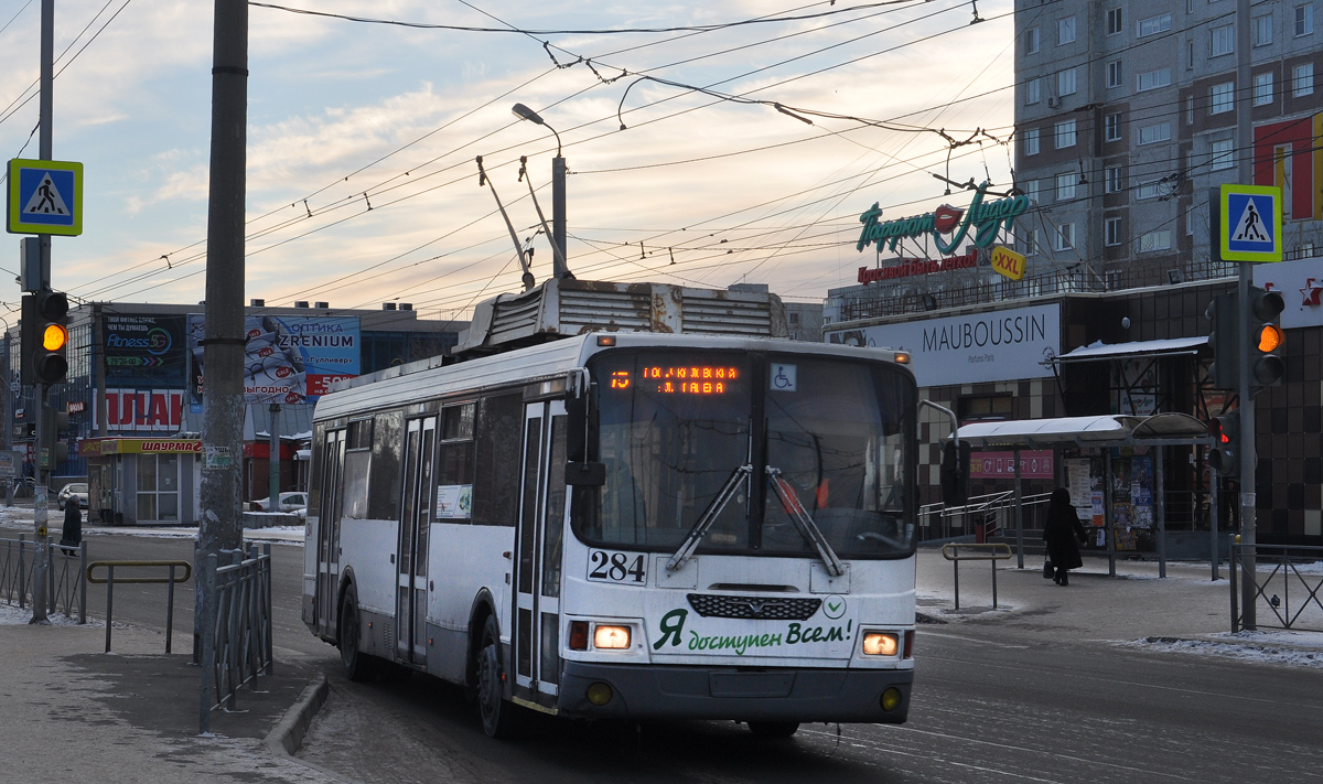 Омск, ЛиАЗ-52803 № 284