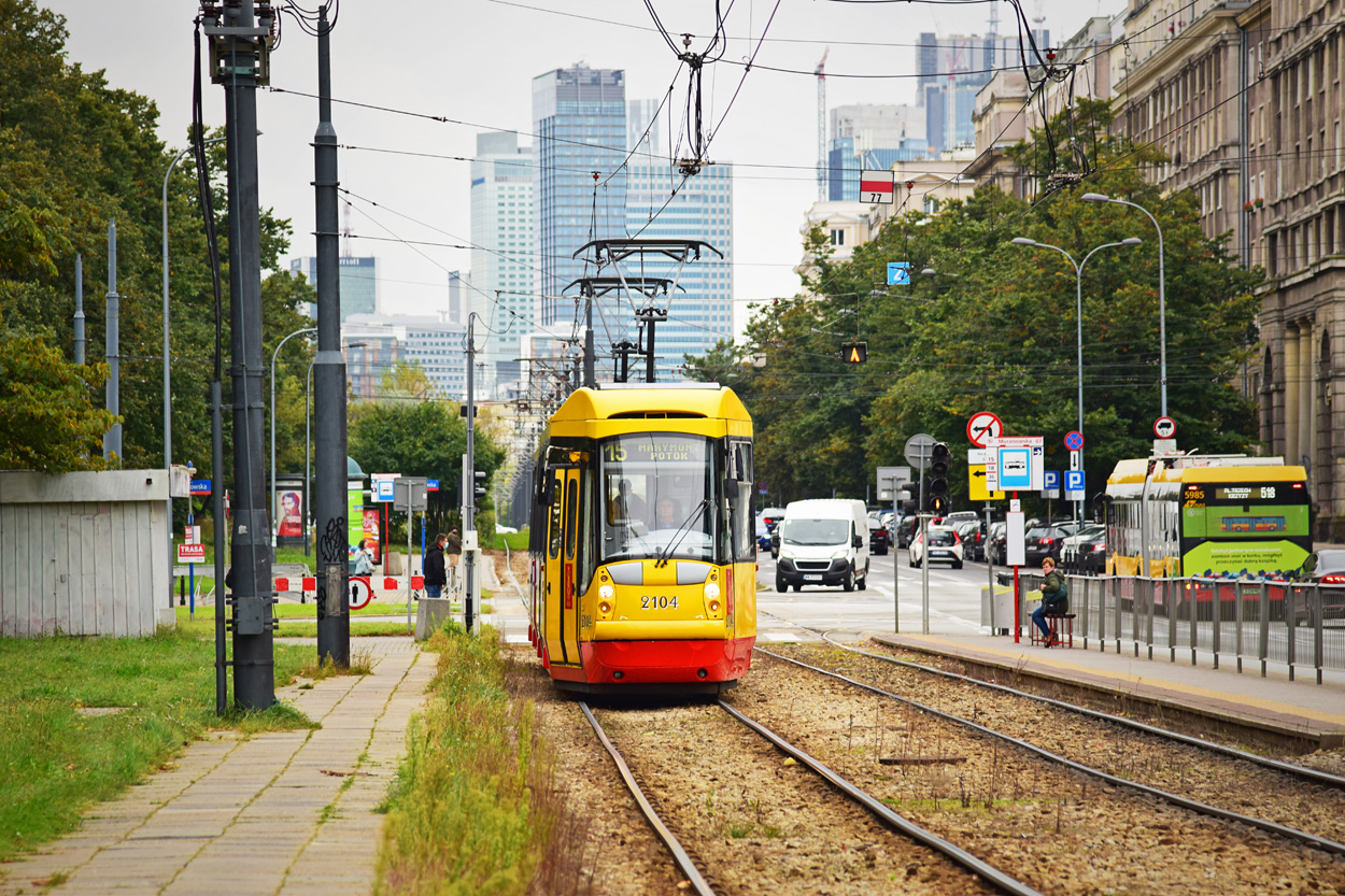 Варшава, Konstal 105N2k/2000 № 2104