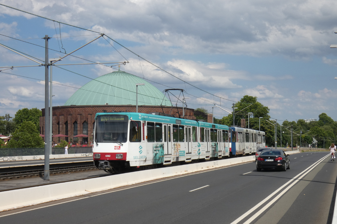 Дюссельдорф, Duewag B80D № 4262