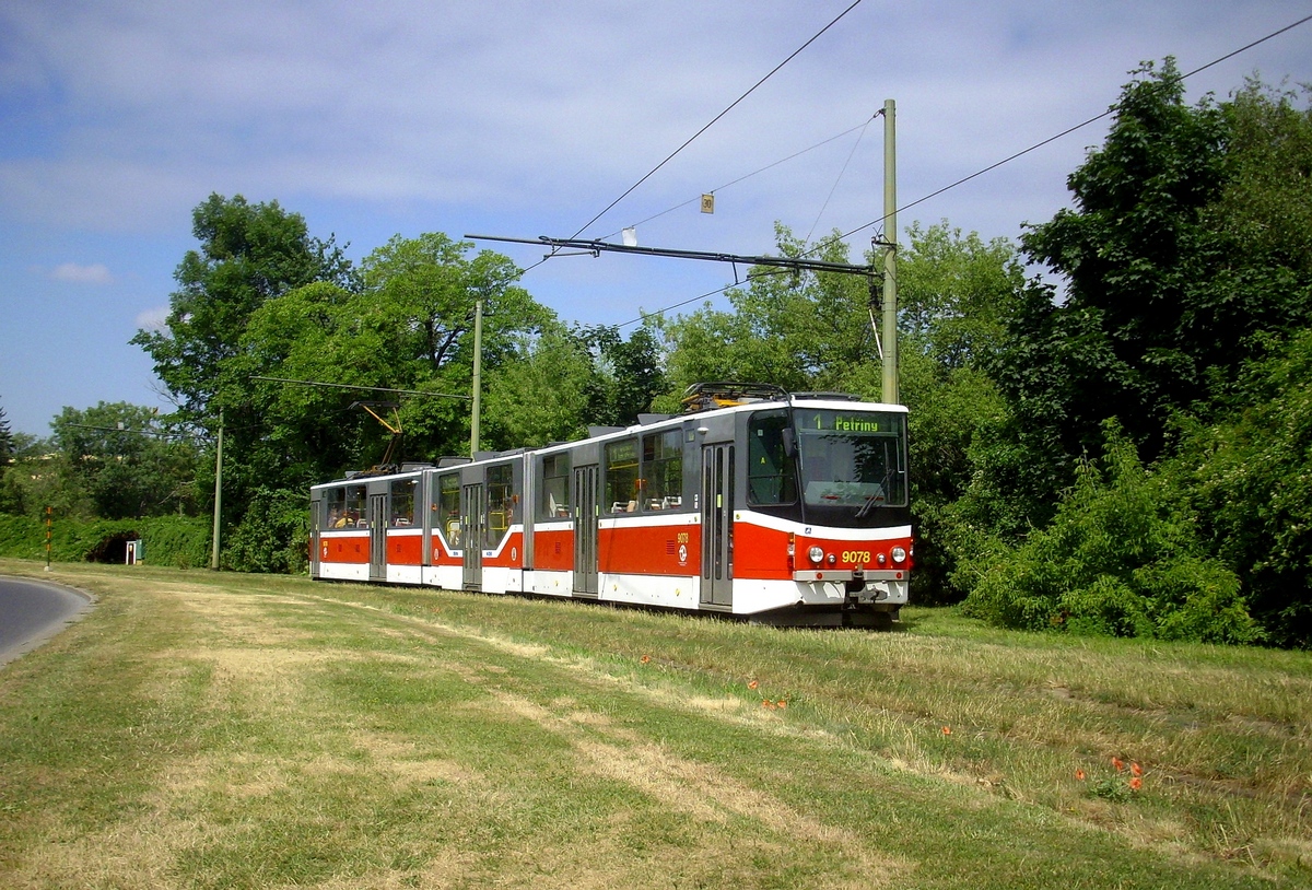 Prága, Tatra KT8D5R.N2P — 9078