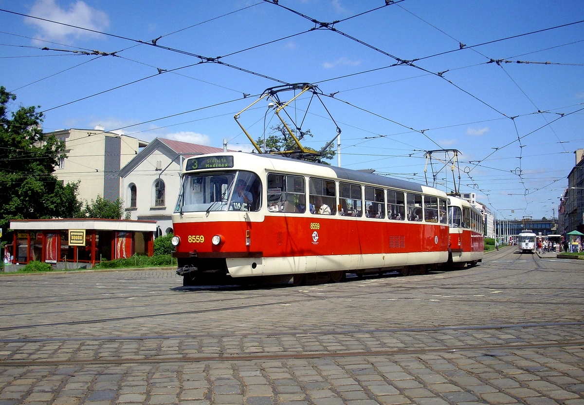 Прага, Tatra T3R.P № 8561