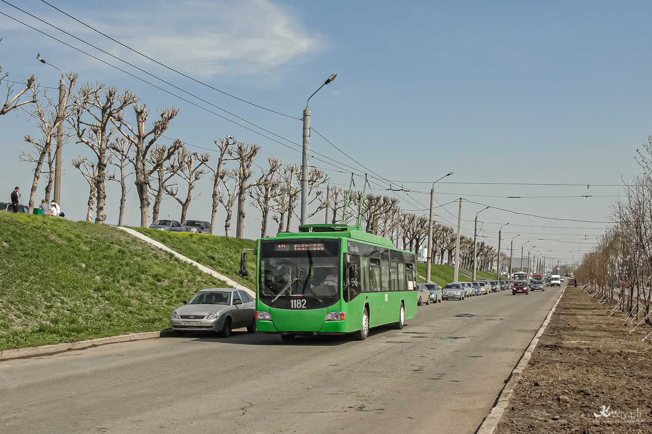 Казань, ВМЗ-5298.01 «Авангард» № 1182