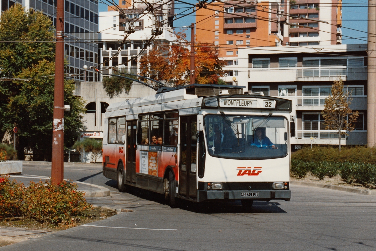 Гренобль, Berliet ER100 № 727