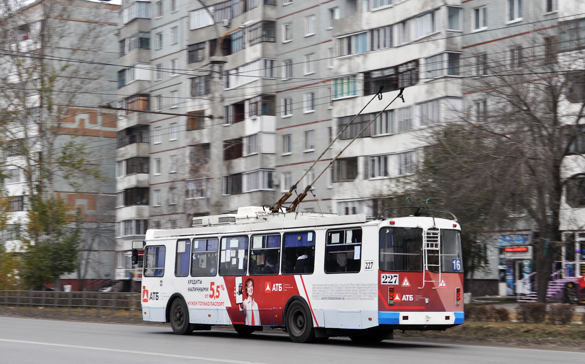 Omsk, ZiU-682G-016.02 Br. 227