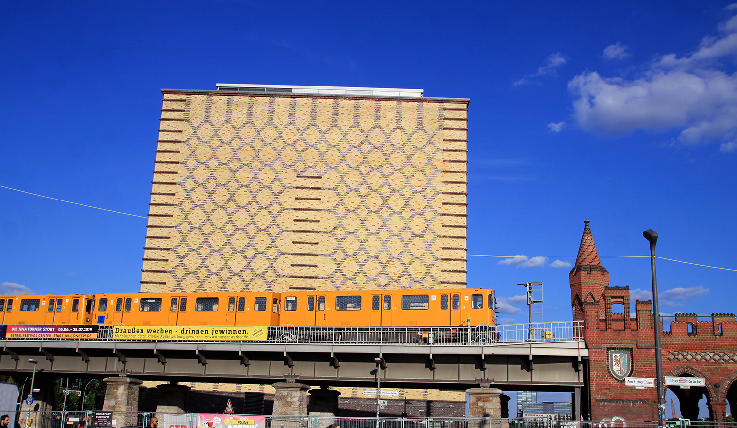 柏林, BVG A3L92.2 # 583; 柏林, BVG A3L92.2 # 582