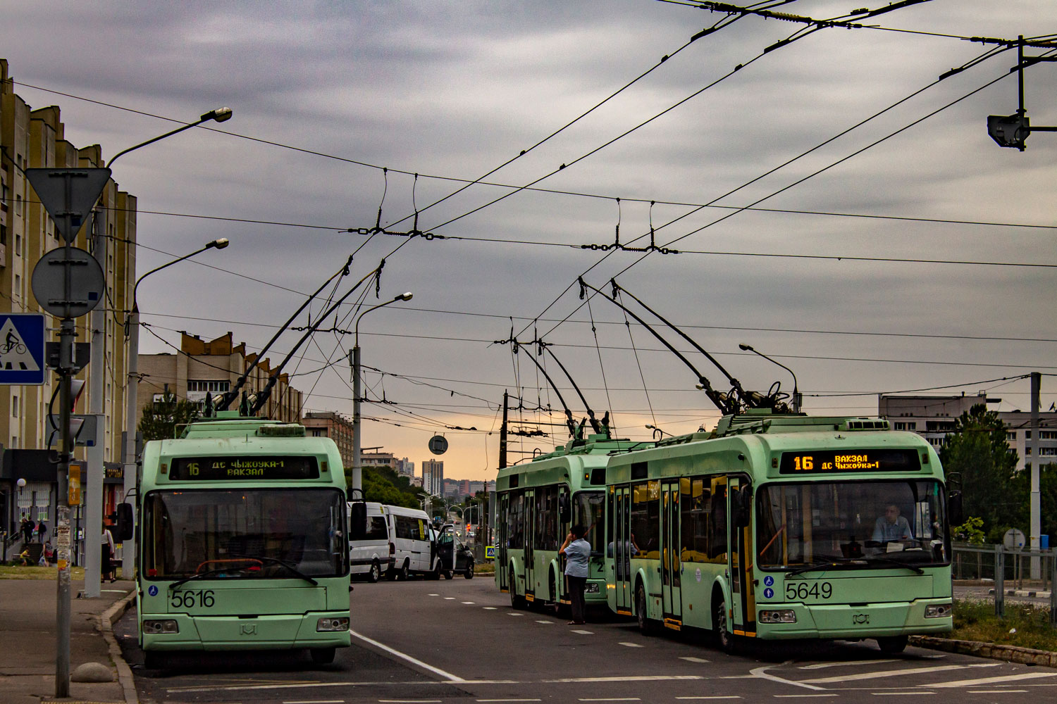 Минск, БКМ 321 № 5616; Минск, БКМ 321 № 5649