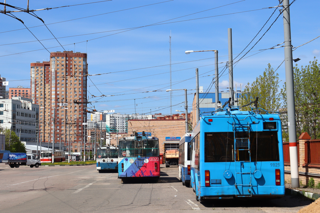 Chimkai, ZiU-682G-016  [Г0М] nr. 0017; Chimkai, ZiU-682G-016  [Г0М] nr. 0023; Chimkai, BKM 321 nr. 0045