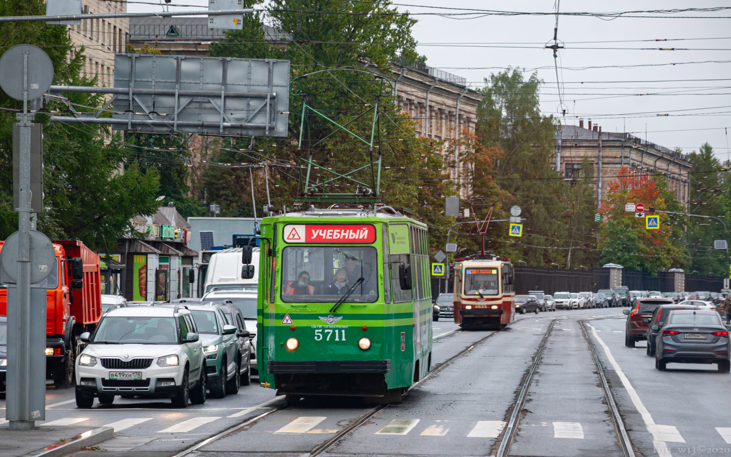 Санкт-Петербург, ЛМ-68М № 5711