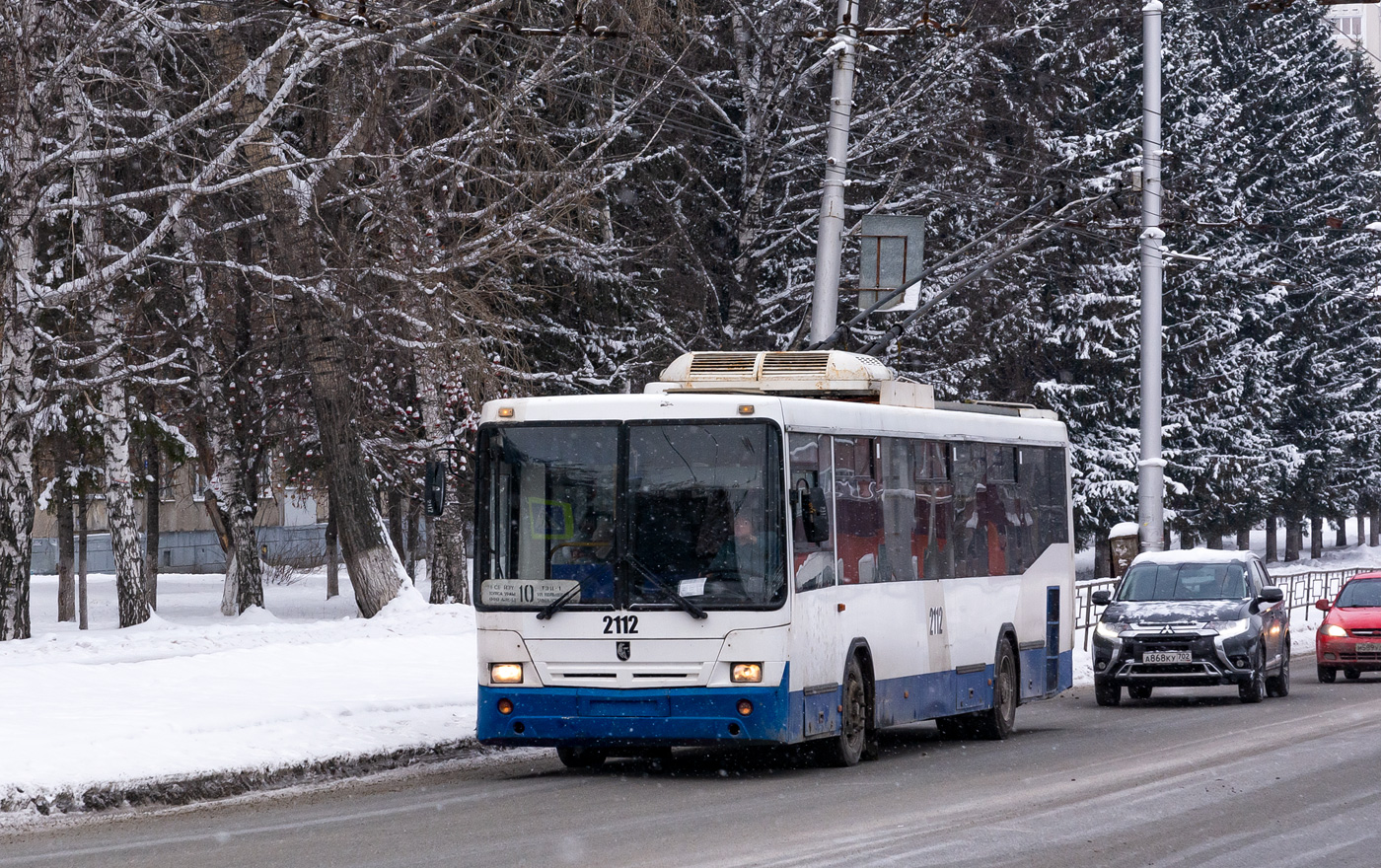 Уфа, НефАЗ-БТЗ 52765Р № 2112