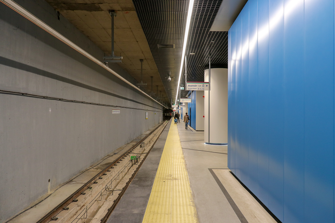 Стамбул — Метрополитен — Линия M4 (Kadıköy — Sabiha Gökçen Havalimanı)