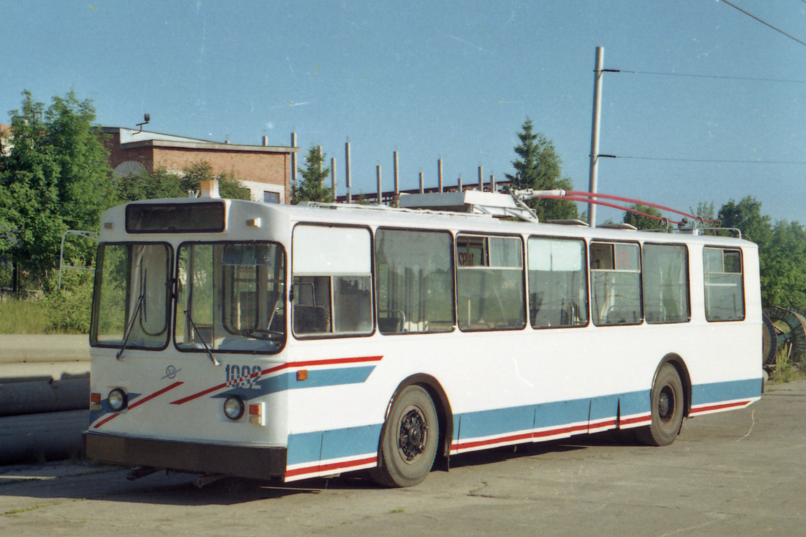 Новочебоксарск, ЗиУ-682 (ВМЗ) № 1092