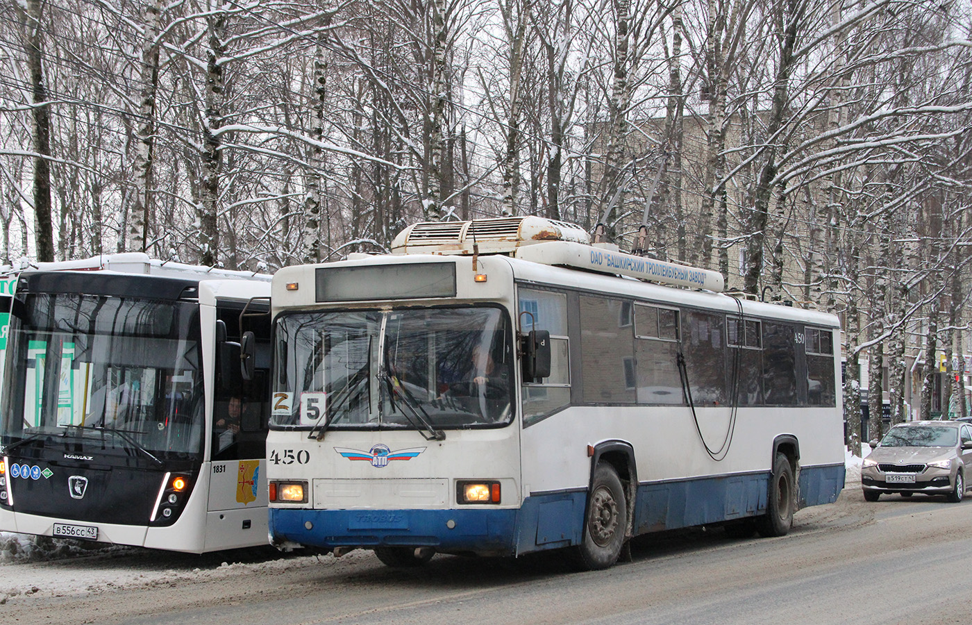 Киров, БТЗ-52764Р № 450